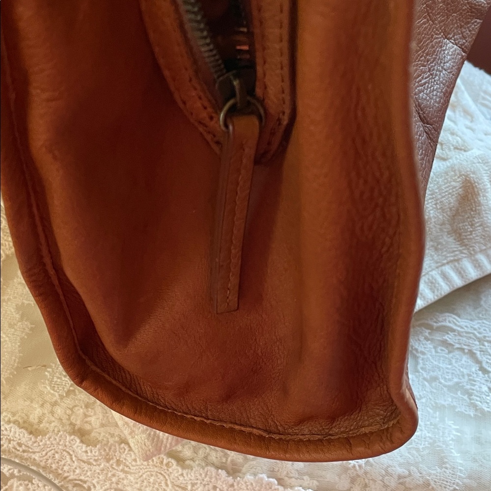 American Leather Co. Brown Shoulder Bag - Picture 9 of 16
